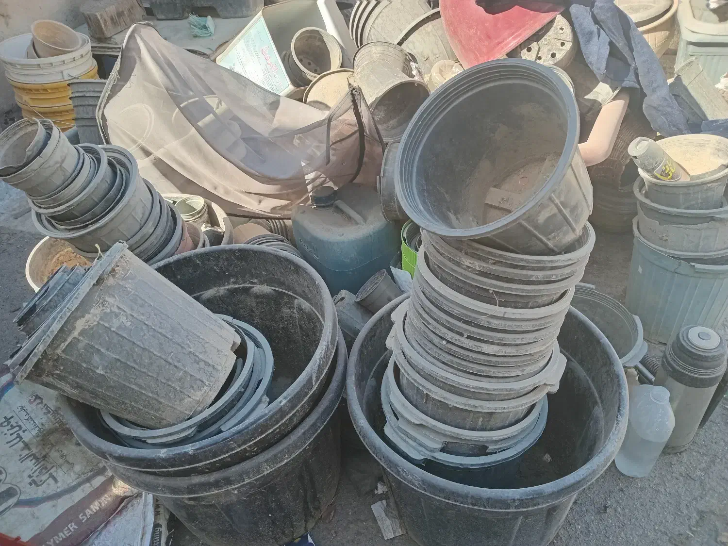 پلاستیکی کارکرده گلدان جهت برای نهال درخت گل وگیاه|گل و گیاه طبیعی|تهران, سید خندان (جلفا)|دیوار