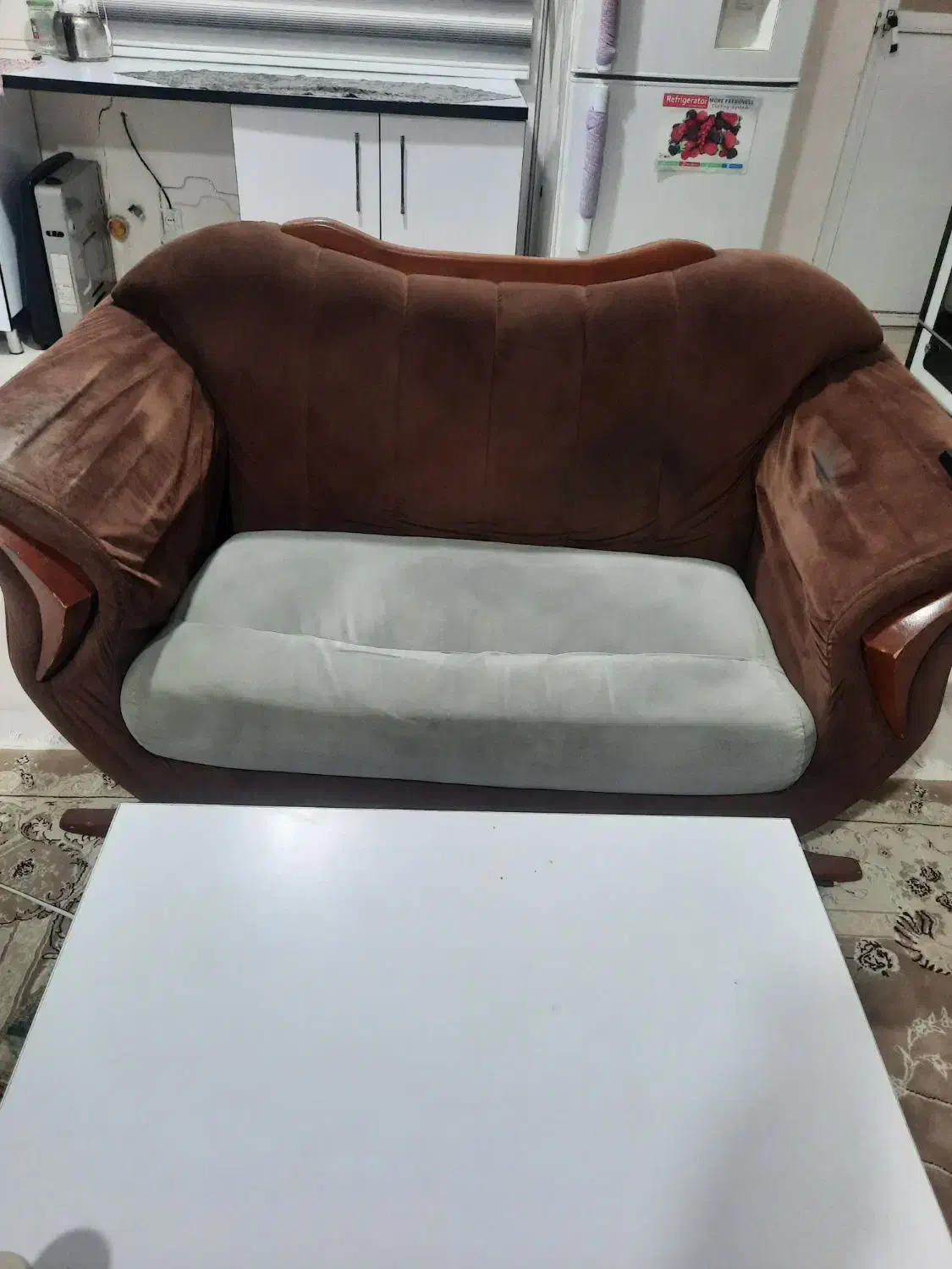 مبل ۷ نفره|مبلمان خانگی و میز عسلی|رشت, پل تالشان|دیوار