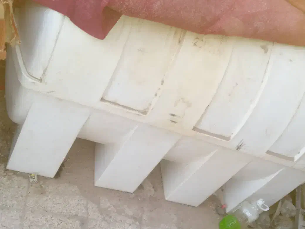 تانکر آی ۲ هزار لیتری نو|مصالح و تجهیزات ساختمان|زابل, |دیوار