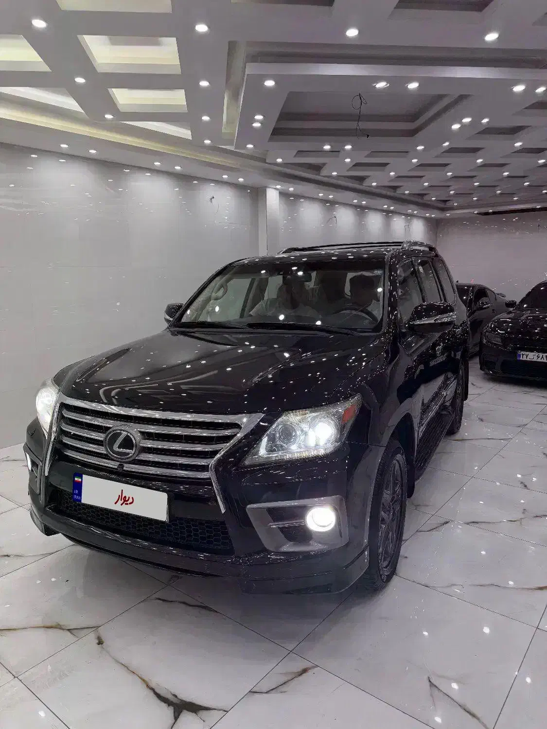 لکسوس lx570 گذر 5 ساله|خودرو سواری و وانت|شیراز, شهرک گلستان|دیوار