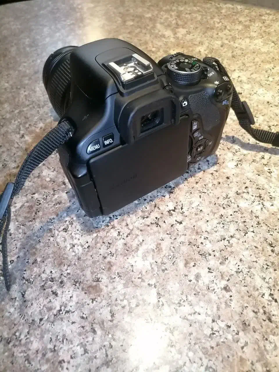 دوربین|دوربین عکاسی و فیلمبرداری|اصفهان, قهجاورستان|دیوار