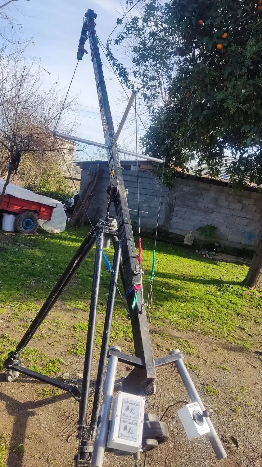 کرین کاسپین|دوربین عکاسی و فیلم‌برداری|تالش, طولارود|دیوار