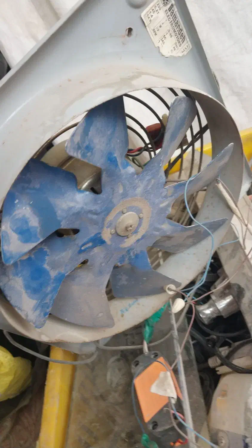 هواکش|پنکه و تصفیه‌کنندهٔ هوا|ری, صفاییه (چشمه علی)|دیوار