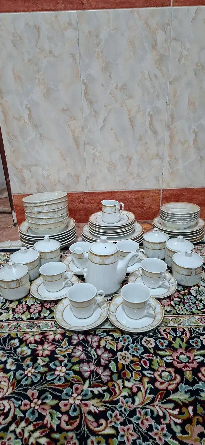 سرویس چینی۶۰ پارچه|ظروف سرو و پذیرایی|گرگان, |دیوار