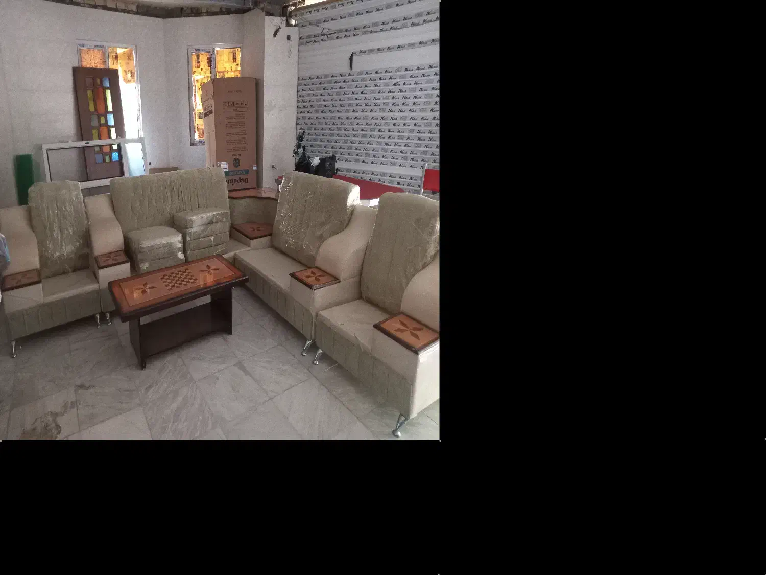 مبلمان هفت نفره در حد نو|مبلمان خانگی و میز عسلی|کامیاران, |دیوار