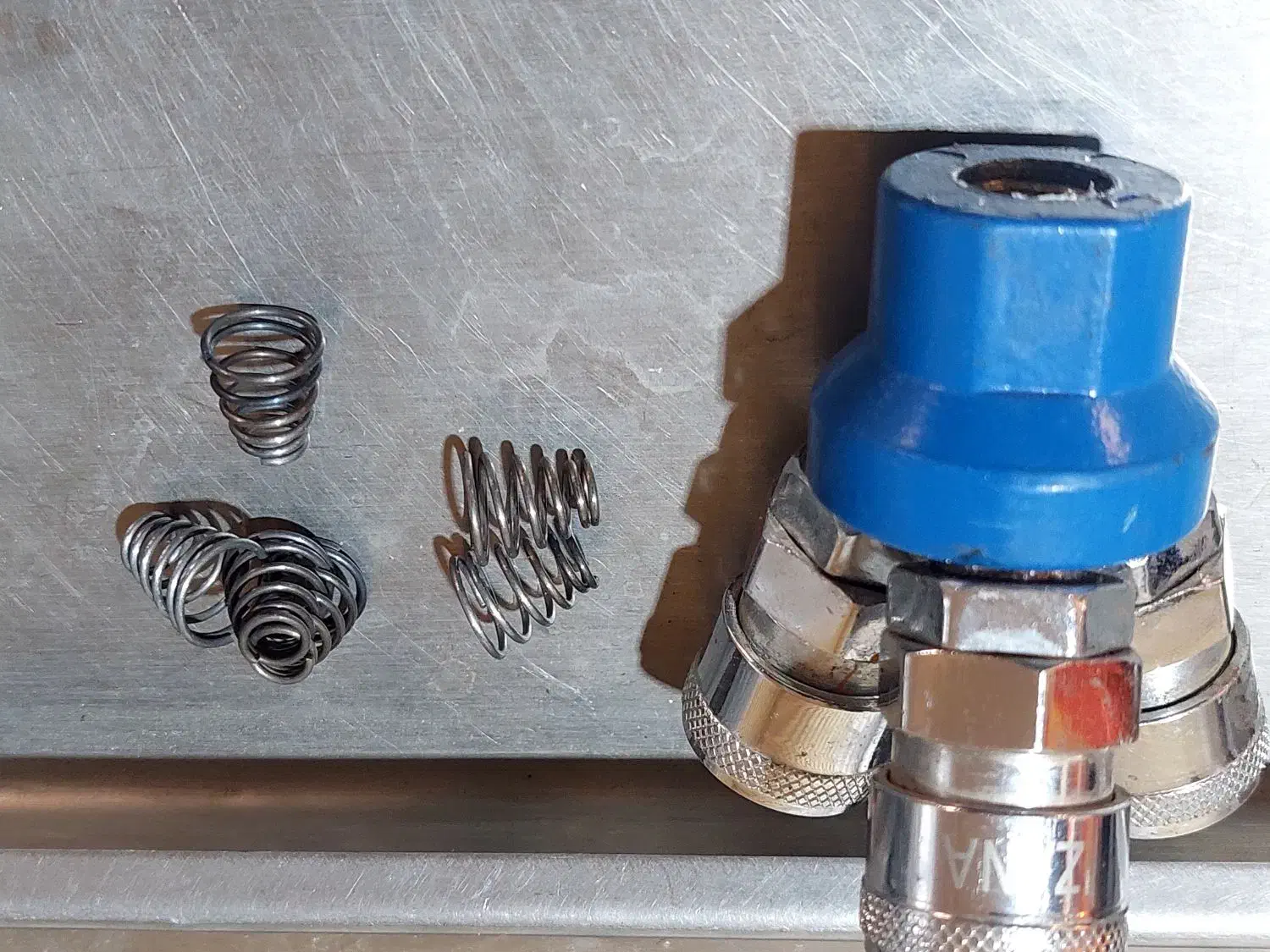 فنر کوپلینگ|ابزارآلات|میناب, |دیوار