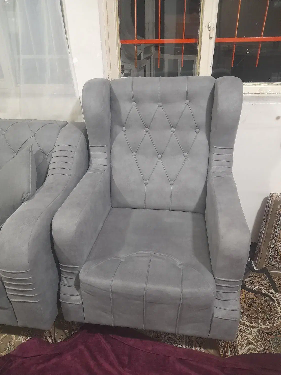 مبل پای فلز ۷نفر ۲ماه خریدم بدونه نقطه ۲۳ملیون|مبلمان خانگی و میز عسلی|مریوان, |دیوار