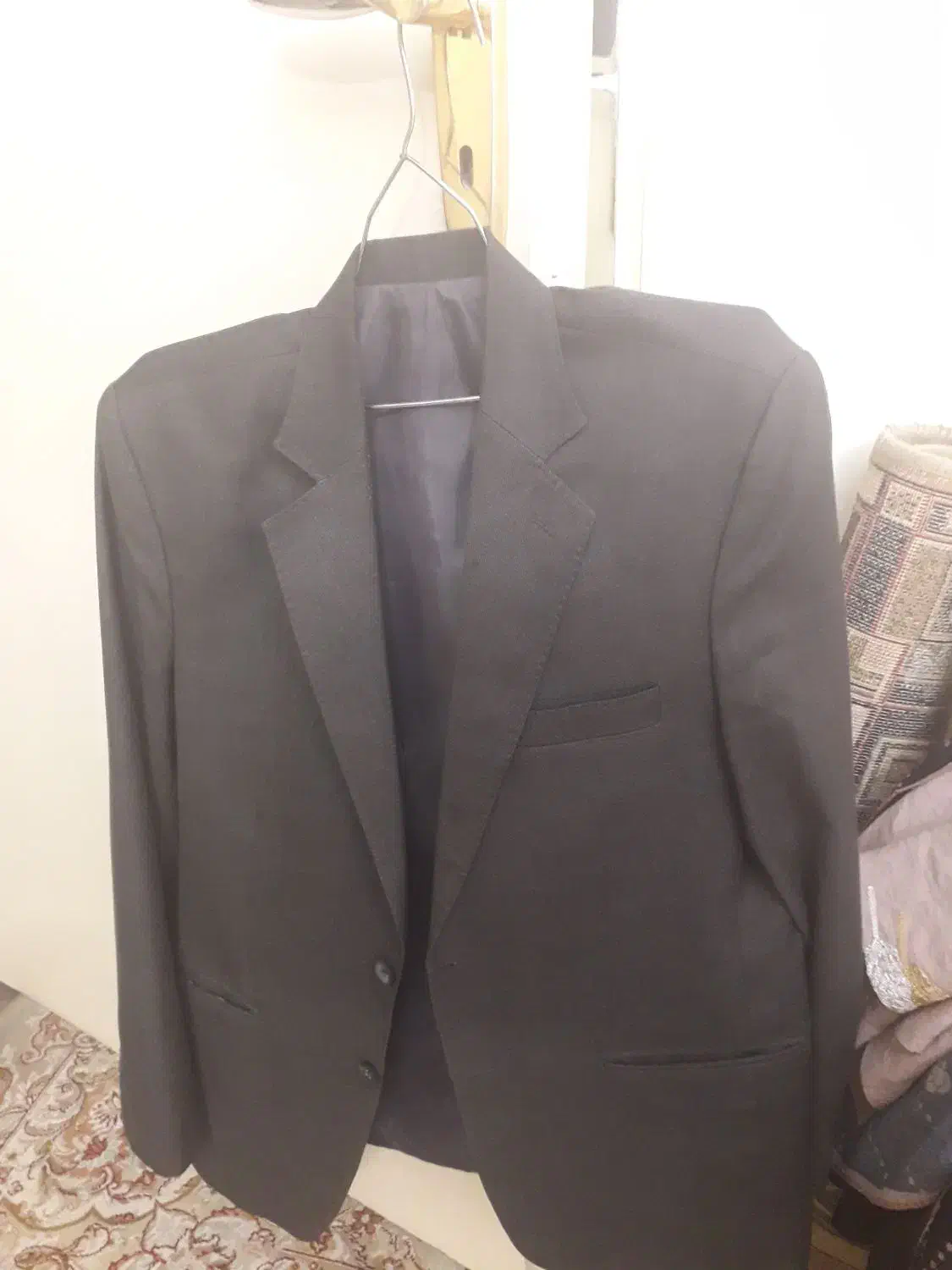 سویشرت کلاهدار دو ایکس لارج و یک عدد|لباس|ری, تصفیه خانه|دیوار