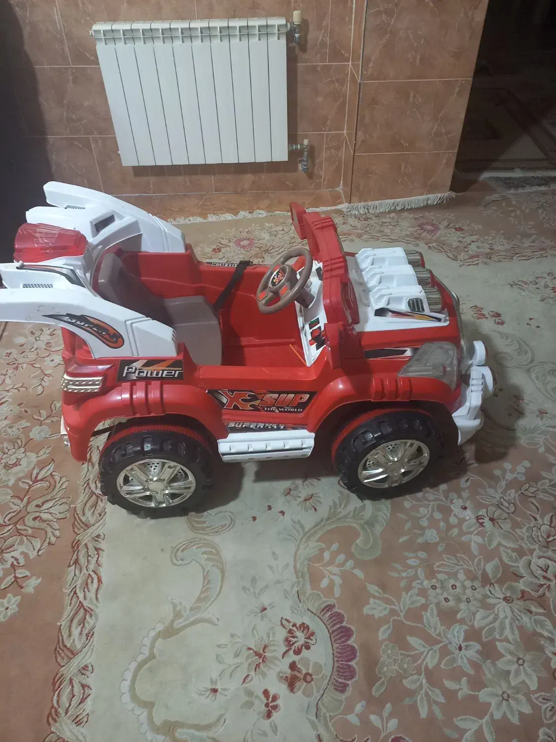 ماشین شارژی|اسباب‌بازی بچه|شیراز, میانرود|دیوار