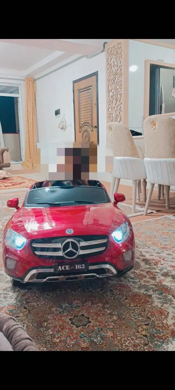 ماشین شارژی بنز ۴موتوره دارای گهواره|اسباب‌‌بازی|تبریز, |دیوار