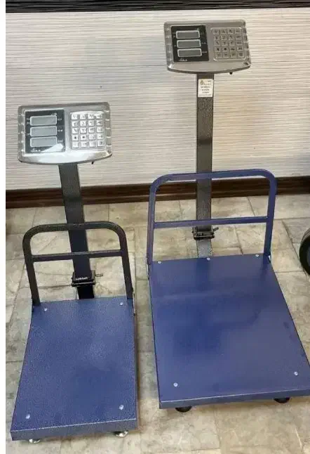 باسکول۱۵۰ و ۳۰۰ تاشو شاسی سنگین گارانتی دار ترازو|فروشگاه و مغازه|یزد, |دیوار