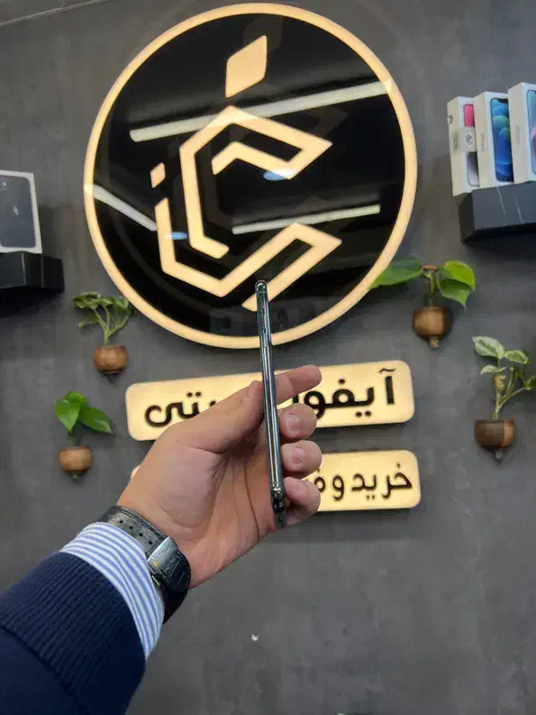 ایفون ۱۱پرومکس سبز|موبایل|اصفهان, جلفا|دیوار