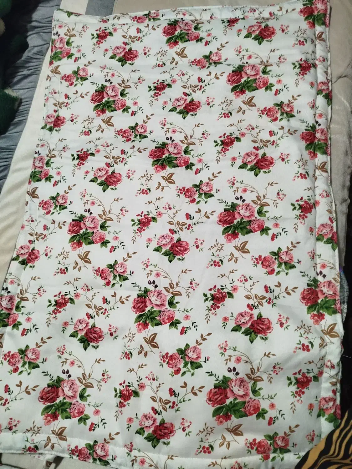 زیر قابلمه ای و نمگیر فروشی|سفره، حوله، دستمال آشپزخانه|یاسوج, |دیوار