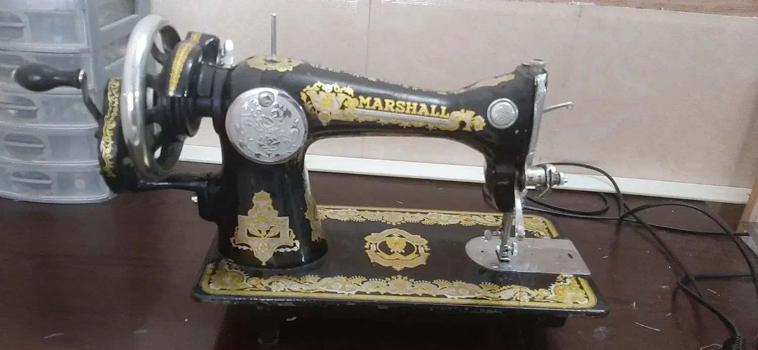 چرخ خیاطی|چرخ خیاطی و ریسندگی|چمران, |دیوار