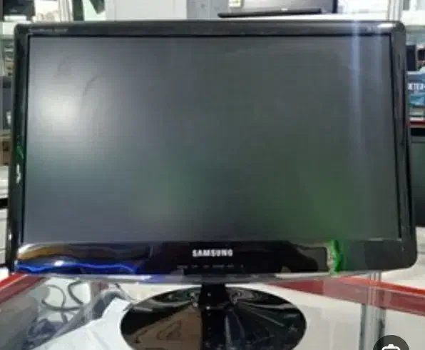 مانیتور ۲۲ اینچ سامسونگ اصل درحد نونو|رایانه رومیزی|یزد, |دیوار