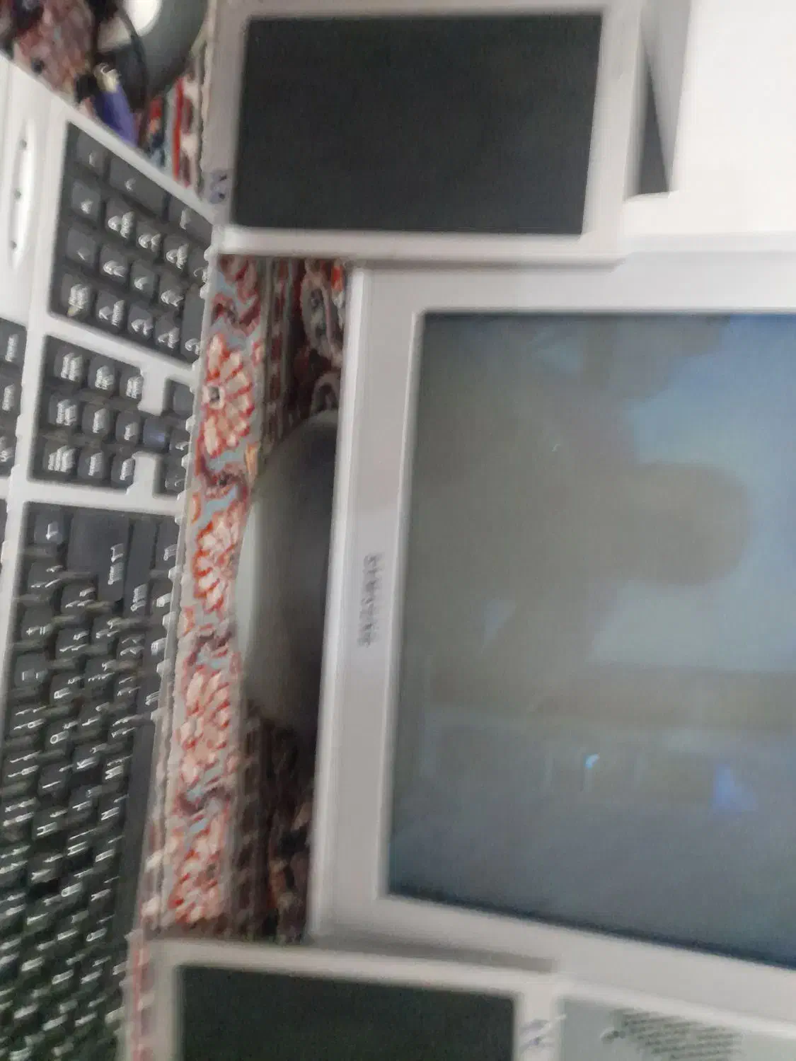 یک عددکامپیوترقدیمی|رایانه رومیزی|اردبیل, |دیوار