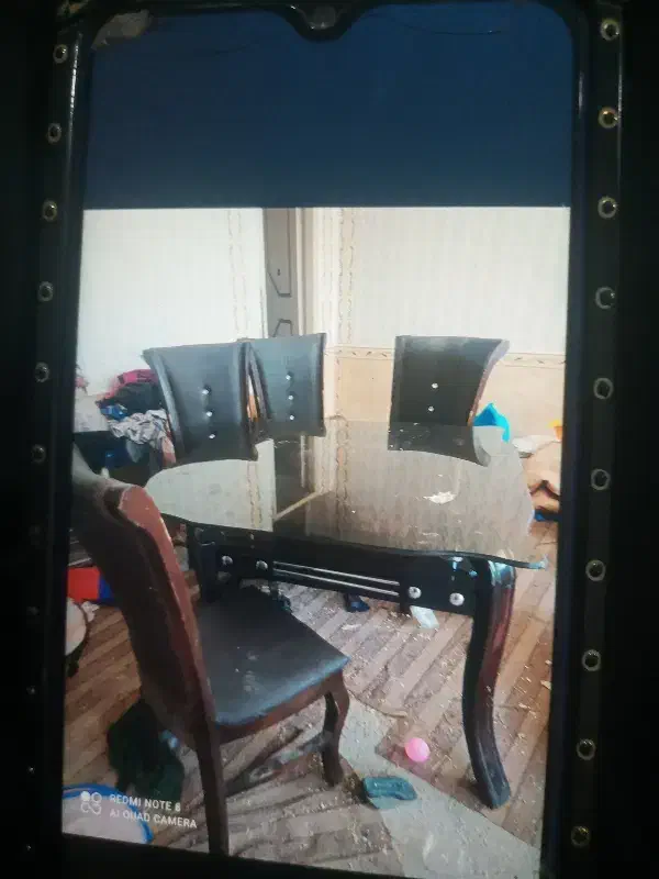 میزچهارنفره‌خوشکل‌‌قیمت‌یک تمن‌دوستان‌درخدمتیم|میز و صندلی غذاخوری|تربت‌حیدریه, پائین ولایت|دیوار