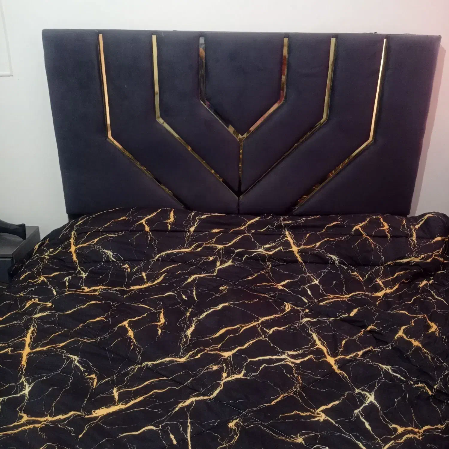 تخت و دراور و پاتختی همراه تشک|تخت و سرویس خواب|پردیس, فاز ۸|دیوار