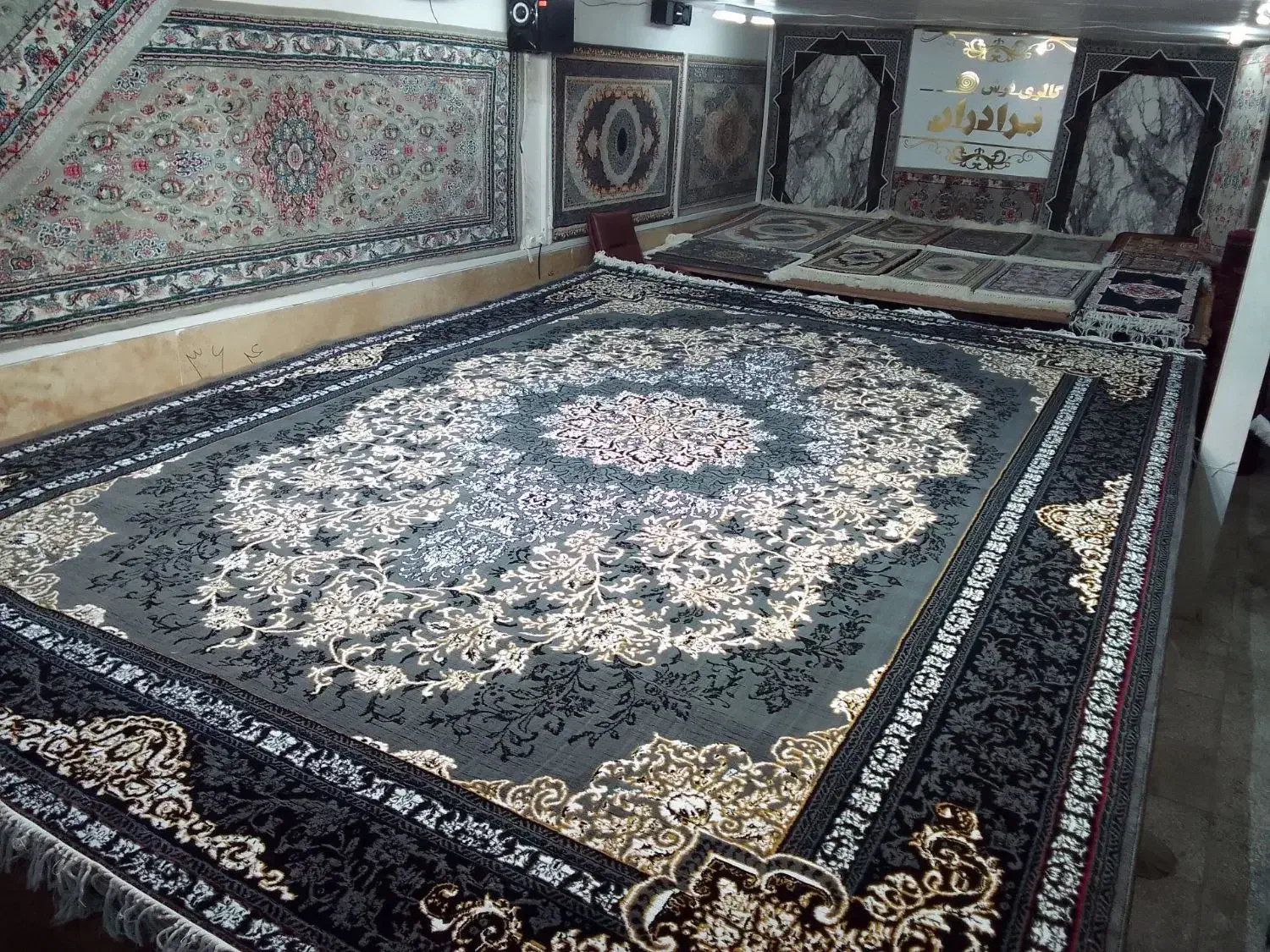 فروش فرش ۱۲ متری|فرش|مشهد, مصلی (کارمندان اول)|دیوار