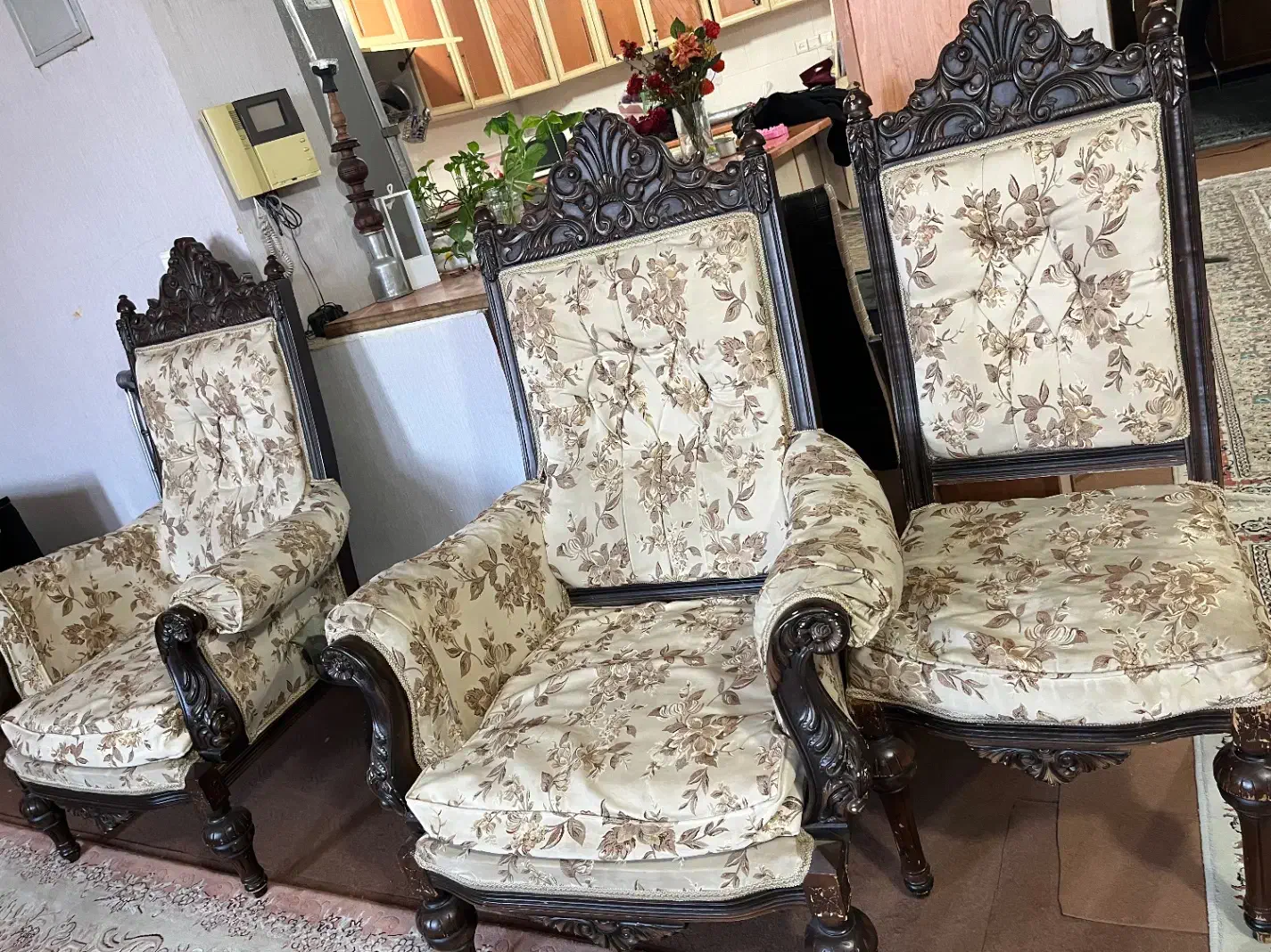 مبلمان سلطنتی۹ نفره|مبلمان خانگی و میز عسلی|اندیمشک, |دیوار