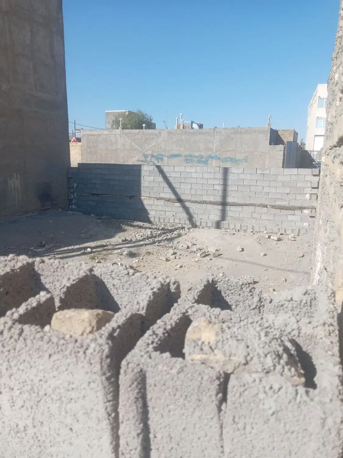 زمین با پروانه و تغییر کاربری قلفتی شمالی بادیوار|فروش زمین و ملک کلنگی|چناران, |دیوار