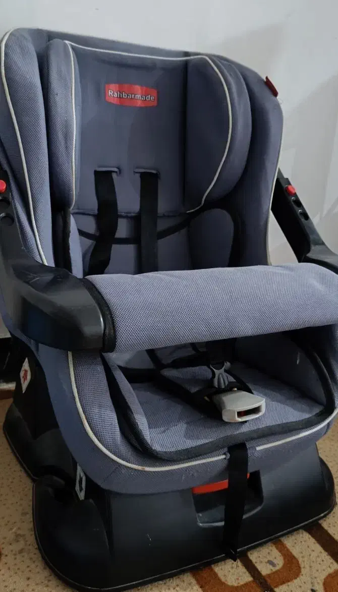 صندلی ماشین کودک|تخت و صندلی بچه|بهبهان, |دیوار