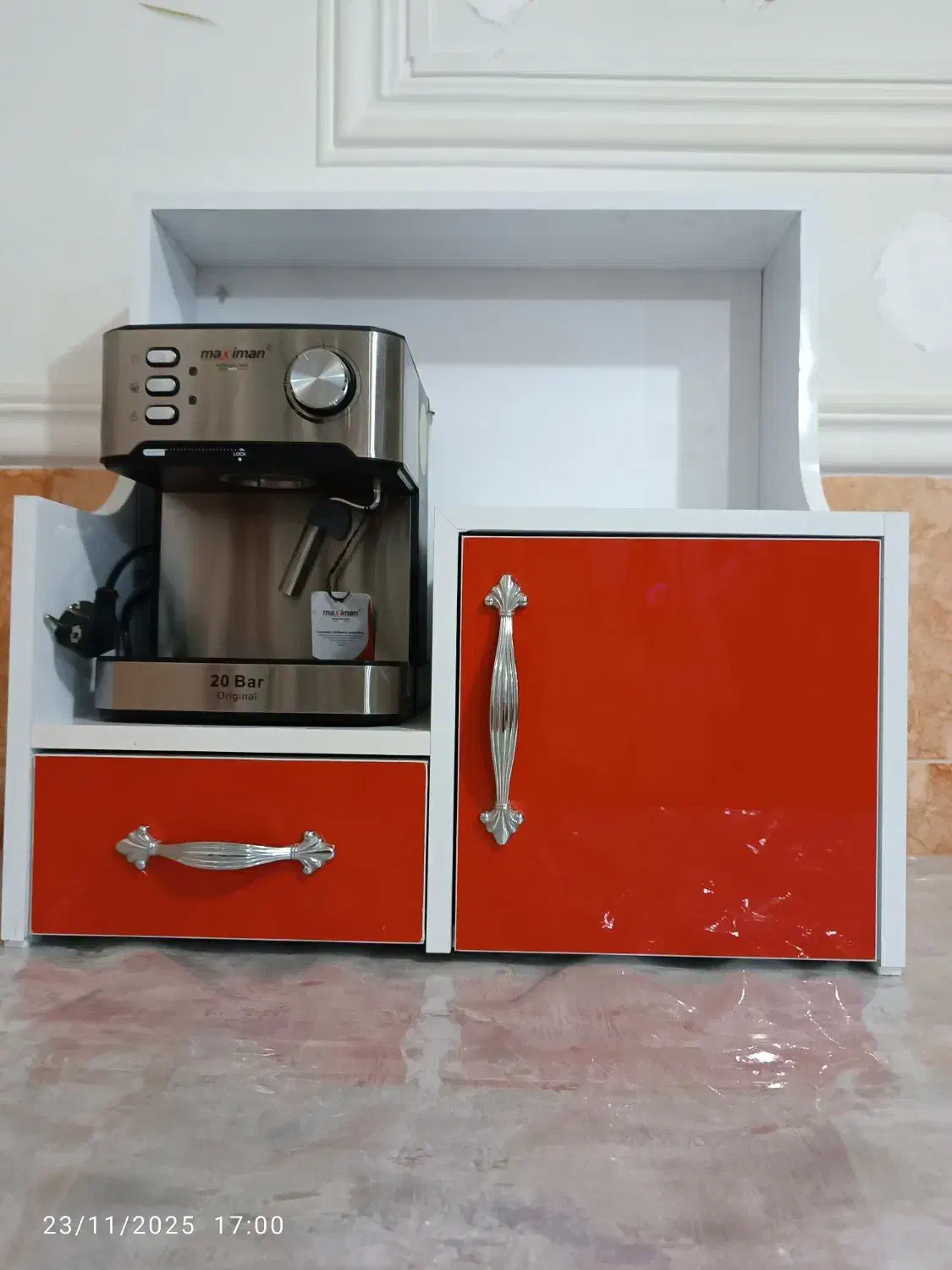 کافی بار|کتابخانه، شلف، قفسههای دیواری|زاهدان, |دیوار