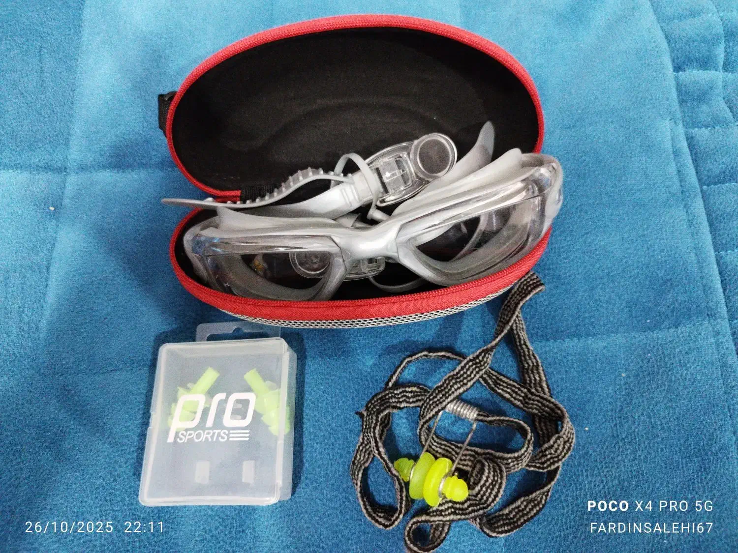 عینک شنا و گوی چرخشی|غواصی و ورزشهای آبی|همدان, |دیوار