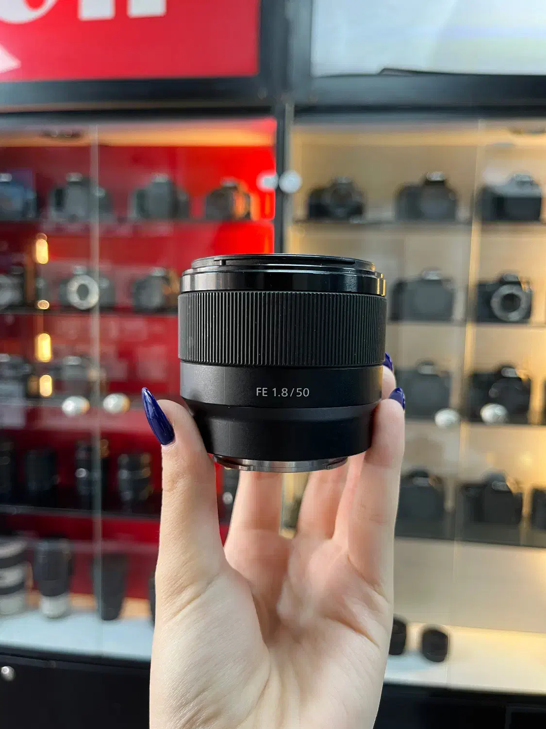 لنز دوربین سونی sony 50mm f1.8  در حد آکبند|دوربین عکاسی و فیلم‌برداری|کرج, گلشهر|دیوار