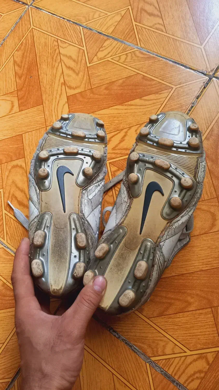 کتونی سالنی اورجینال و استوک نایک اورجینال ۴۲|کیف، کفش، کمربند|شهریار, شهریار|دیوار