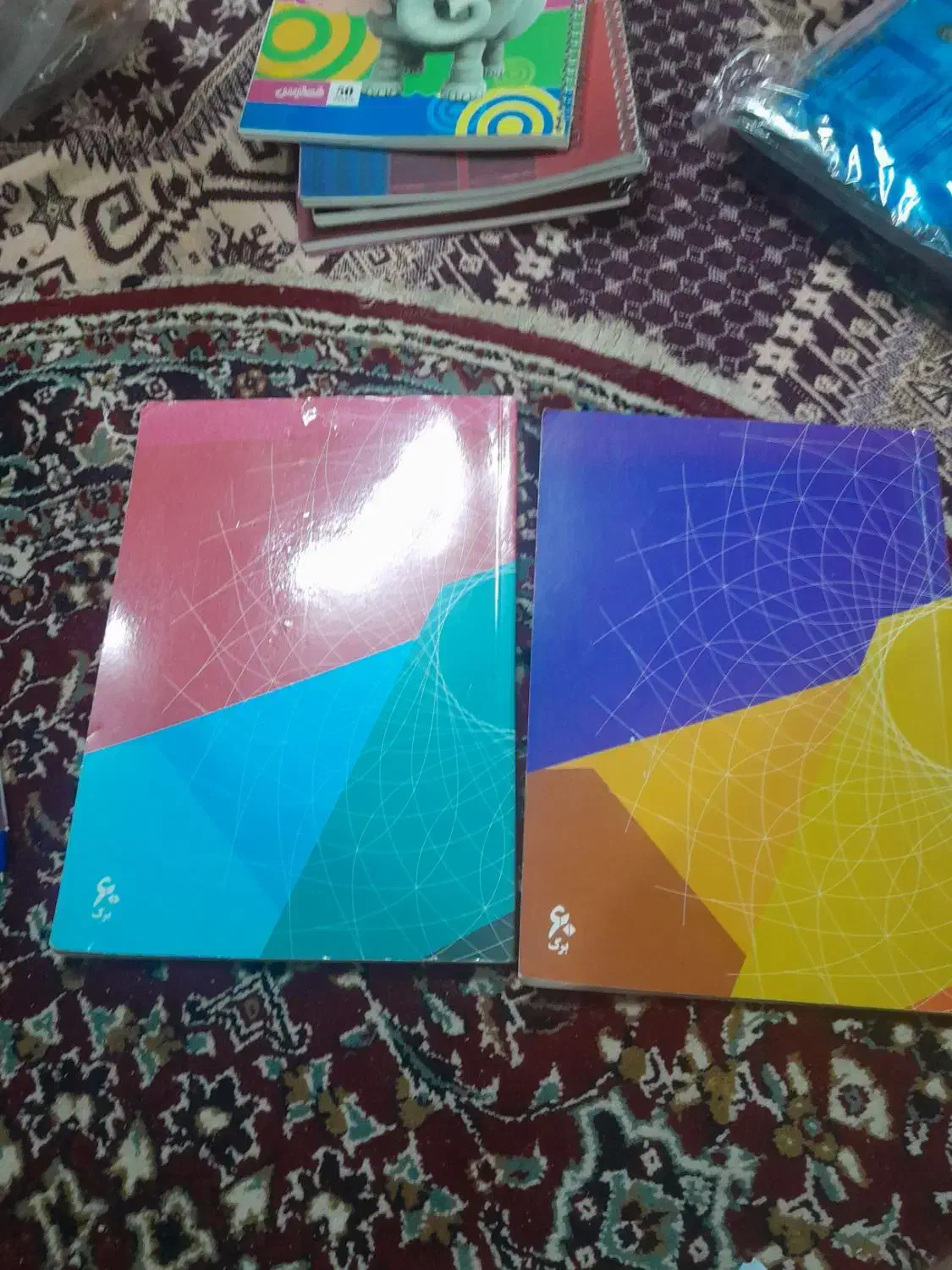 دفتر ۲۰۰و۱۰۰و۸۰و۶۰و۵۰و۴۰ نقاشی وزبان موجود میباشد|لوازم التحریر|تهران, طیب|دیوار