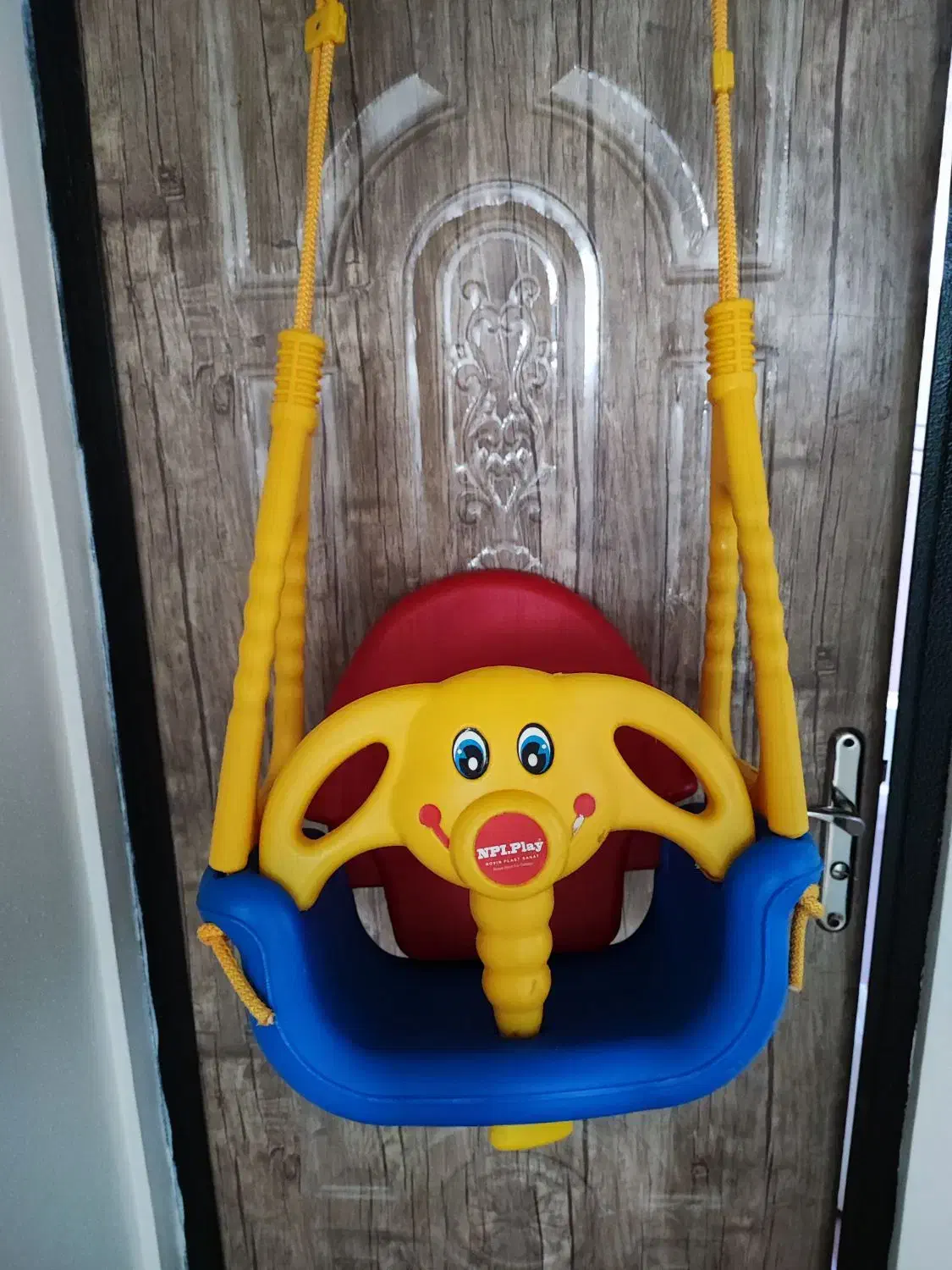 تاب|اسباب‌بازی بچه|جهرم, |دیوار