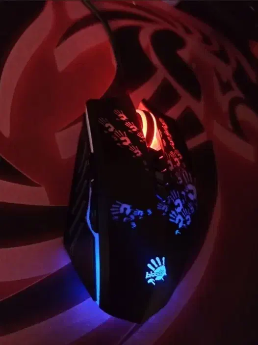 موس بلادی A60 سالم کم کار|قطعات و لوازم جانبی رایانه|شیراز, نیستان|دیوار