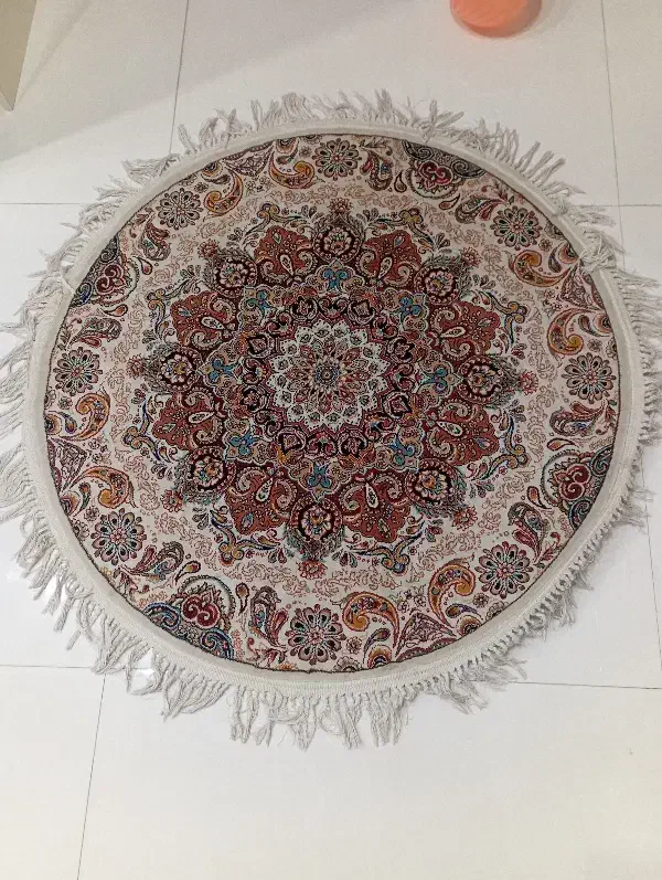 فرش گرد|فرش|شهر ری, دیلمان|دیوار