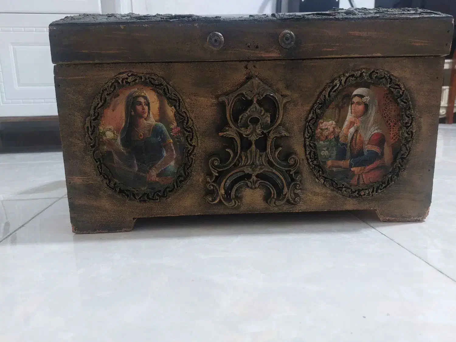 صندوقچه|کلکسیون اشیاء عتیقه|تهران, ابوذر|دیوار