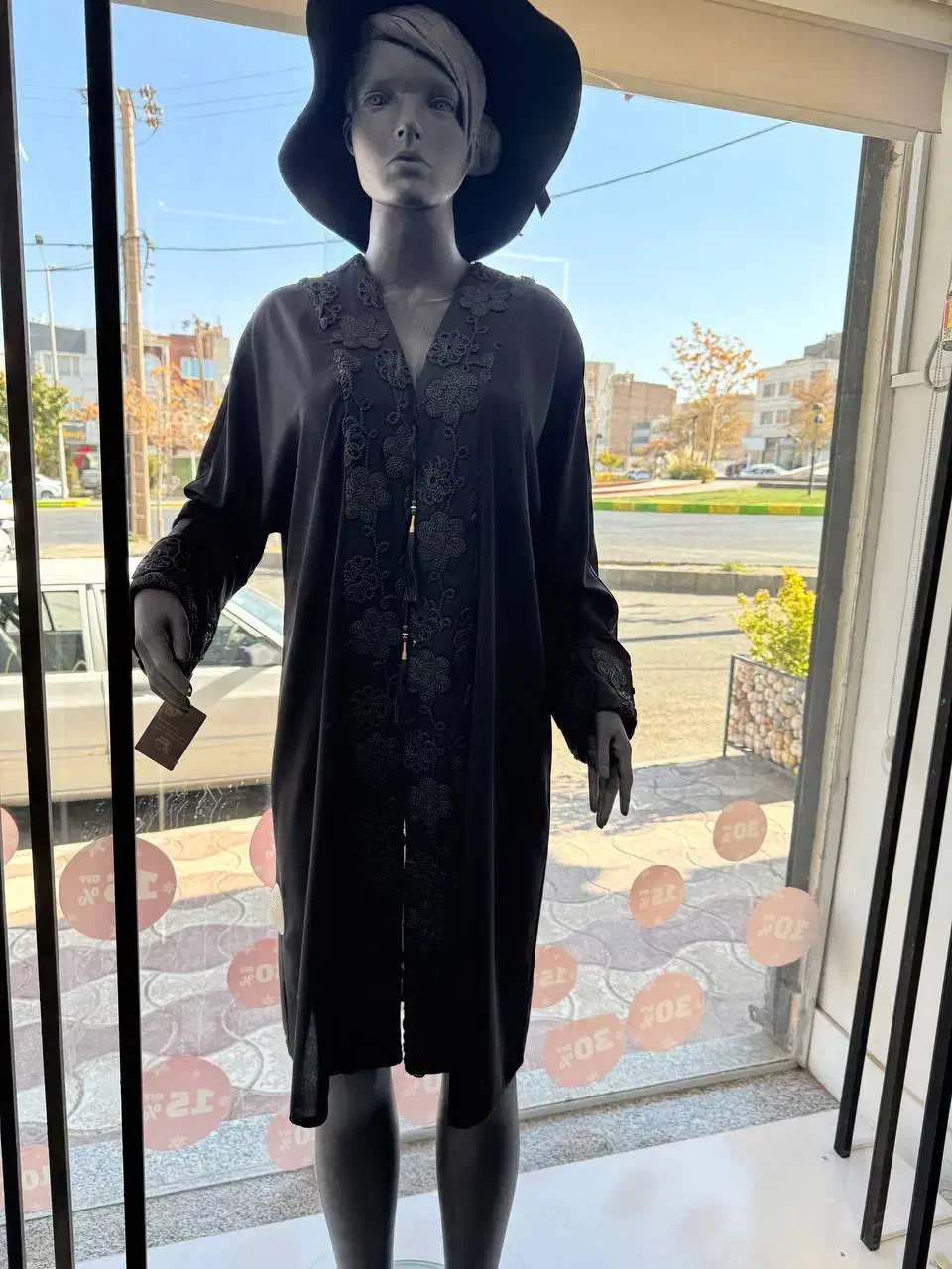 فروش دو عدد مانکن|فروشگاه و مغازه|بیرجند, |دیوار