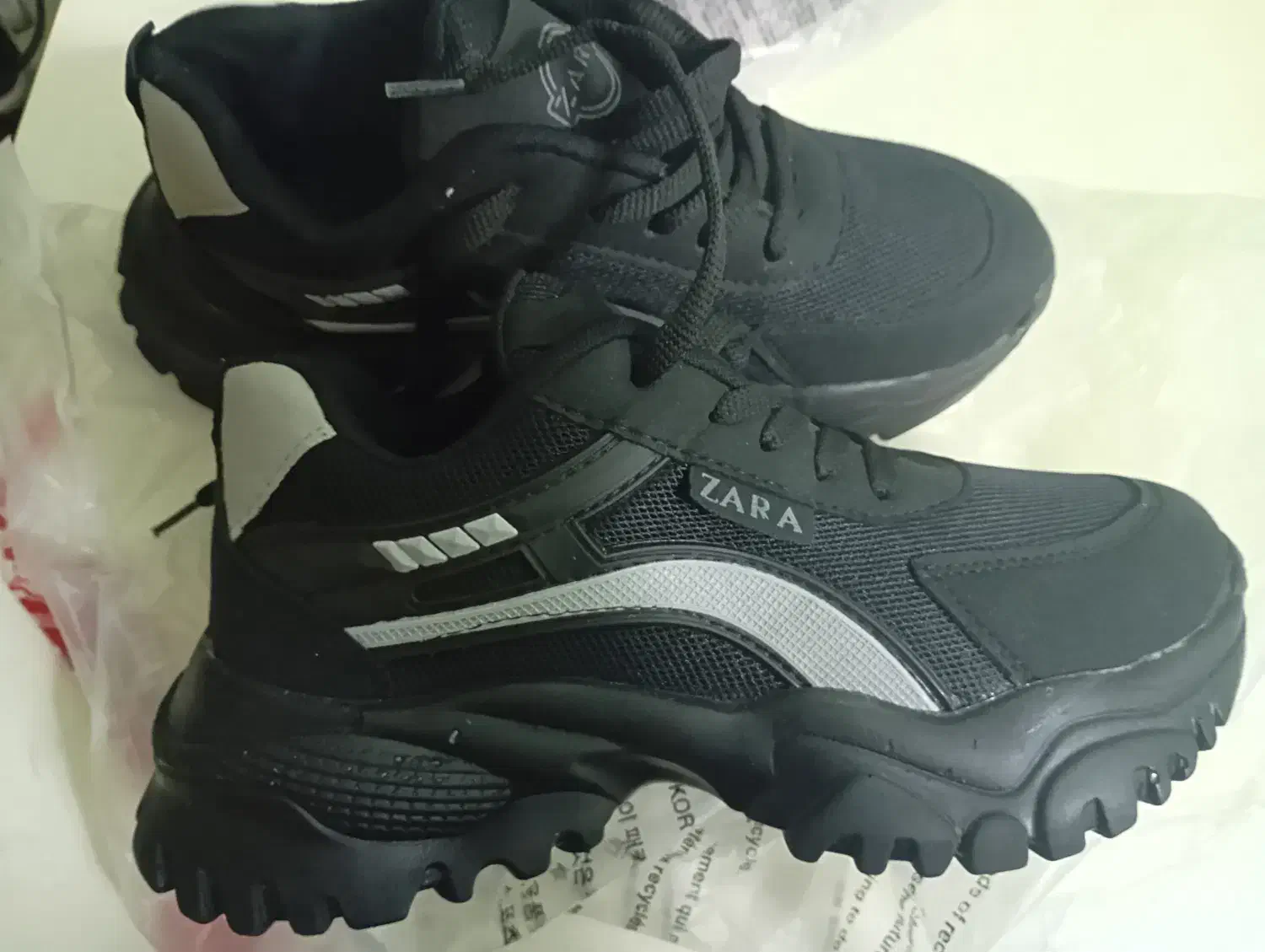 کفش کتونی دخترونه سایز ۳۸ نو بودن استفاده|کیف، کفش، کمربند|بابل, |دیوار