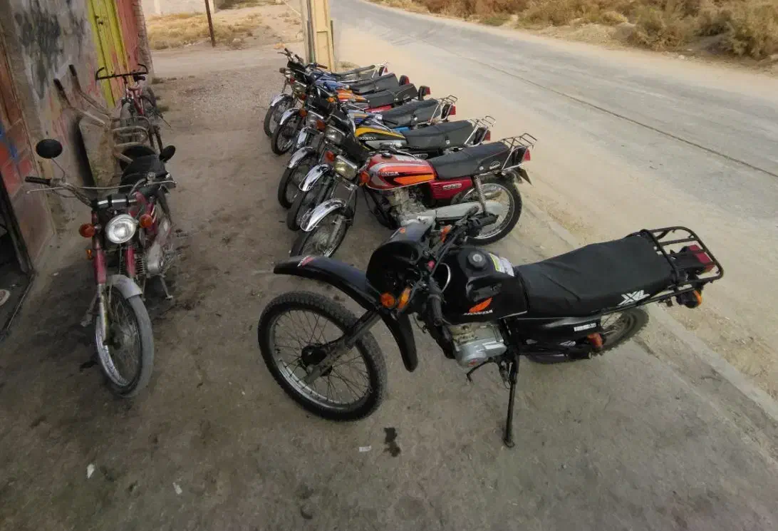 موتور سیکلت مدارک کامل و مزایده مدل ۸۷ ۸۶ ۸۵|موتورسیکلت|شیراز, داریون|دیوار