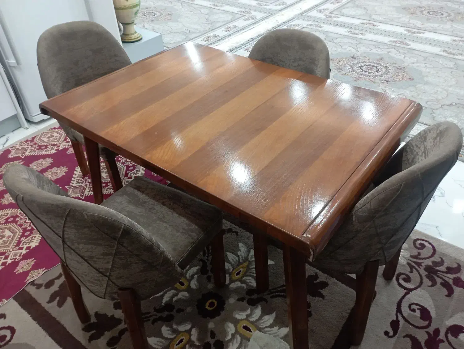 میز غذا خوری|میز و صندلی غذاخوری|شوط, |دیوار