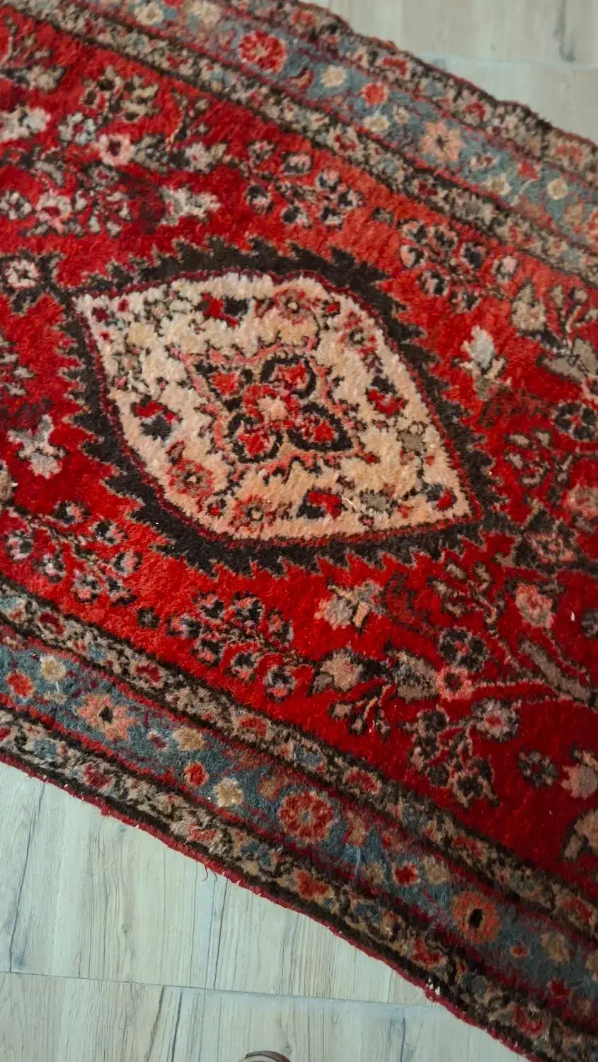 کناره دست بافت قدیمی|فرش|چهاردانگه (تهران), |دیوار