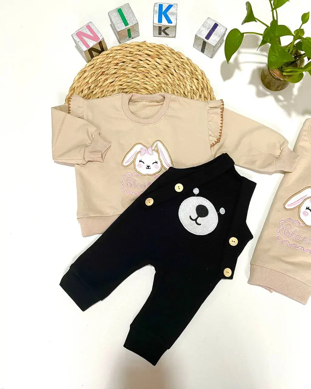 لباس بچگانه و نوزادی|کفش و لباس بچه|رشت, انصاری|دیوار