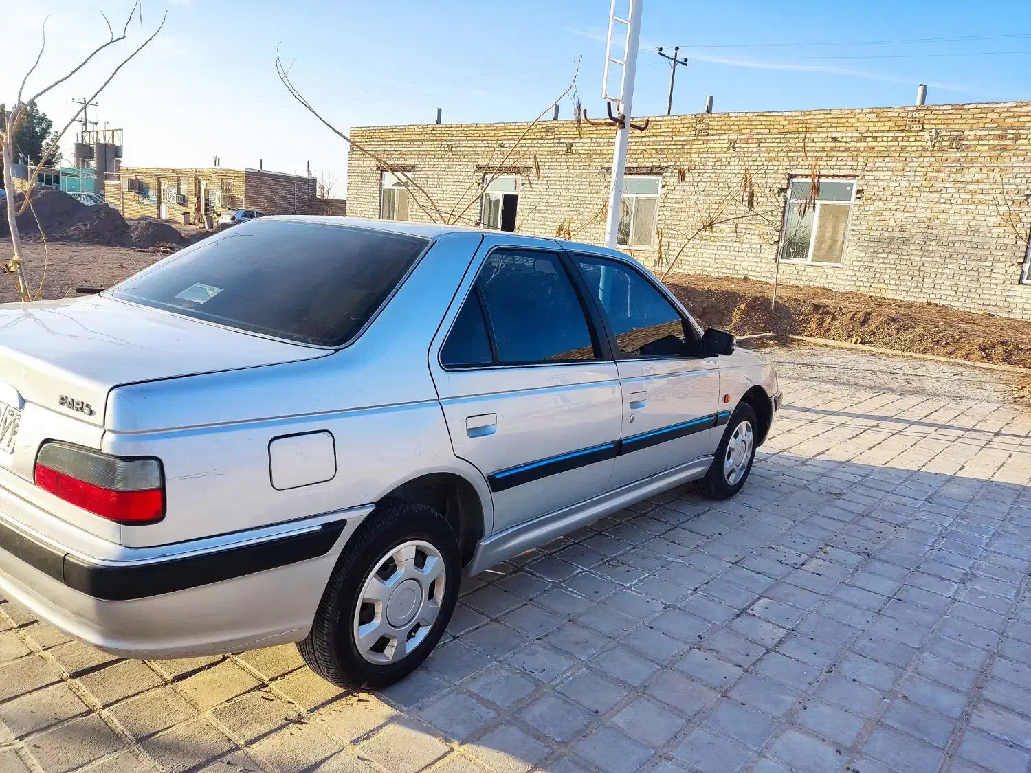 پارس دوگانه کارخانه|خودرو سواری و وانت|میان ولایت, |دیوار