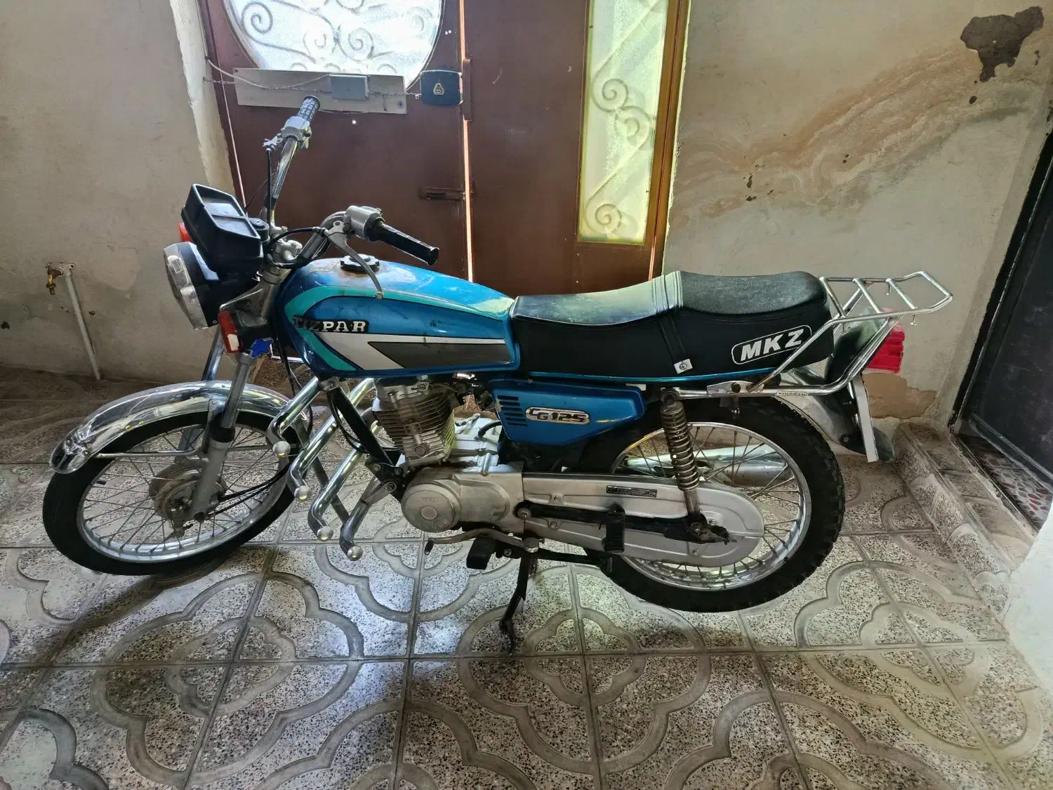 موتورسیکلت|موتورسیکلت|صائین قلعه, |دیوار