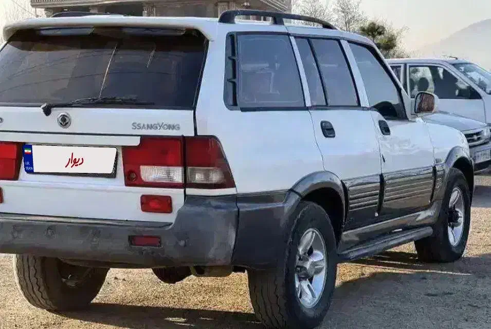 موسو|خودرو سواری و وانت|اندیشه, اندیشه فاز ۴|دیوار