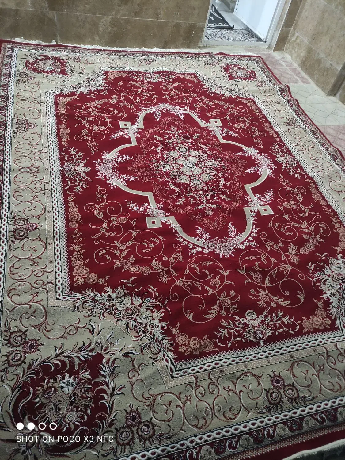 فرش ماشینی|فرش|اقبالیه, |دیوار