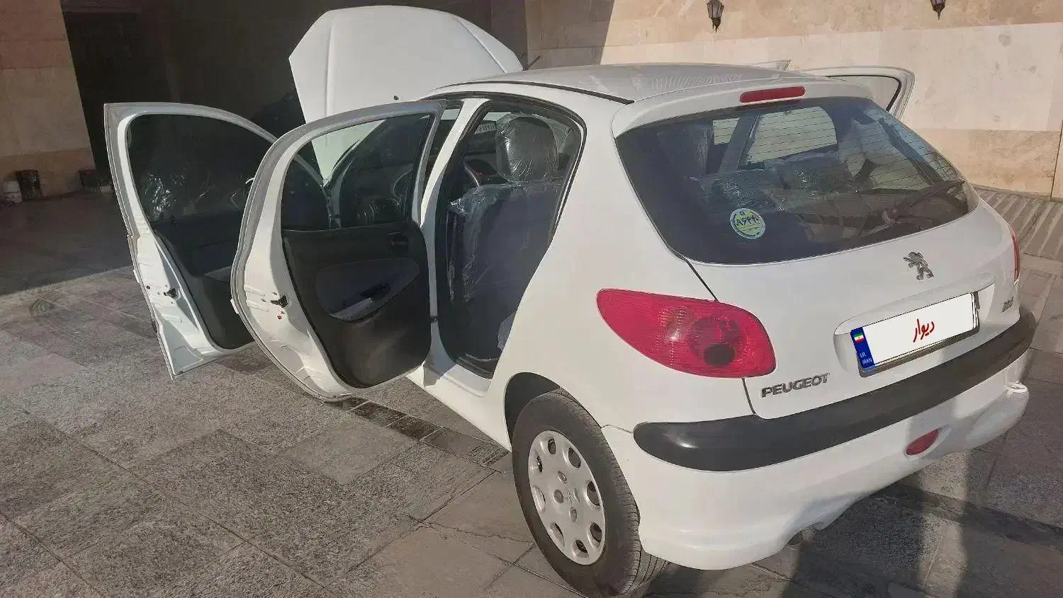 فروش ۲۰۶ تیپ ۵ سفید رنگ مدل ۹۷ مشابه صفر|خودرو سواری و وانت|بندرعباس, |دیوار