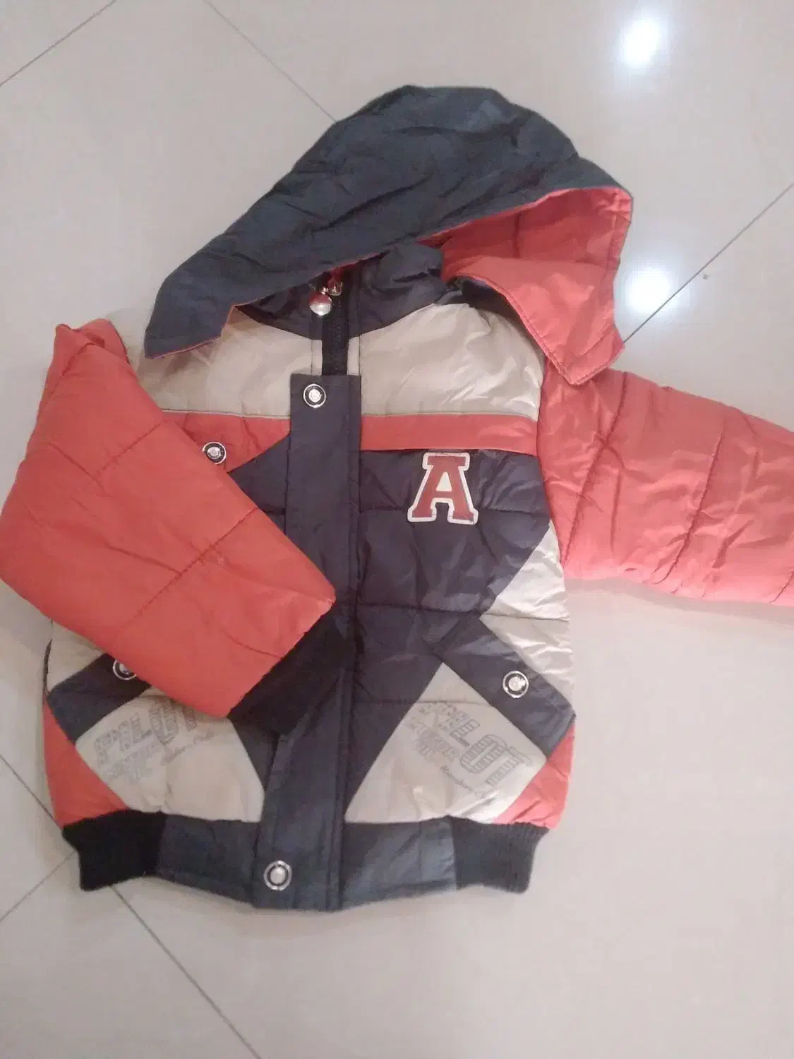 کاپشن|کفش و لباس بچه|یزد, |دیوار