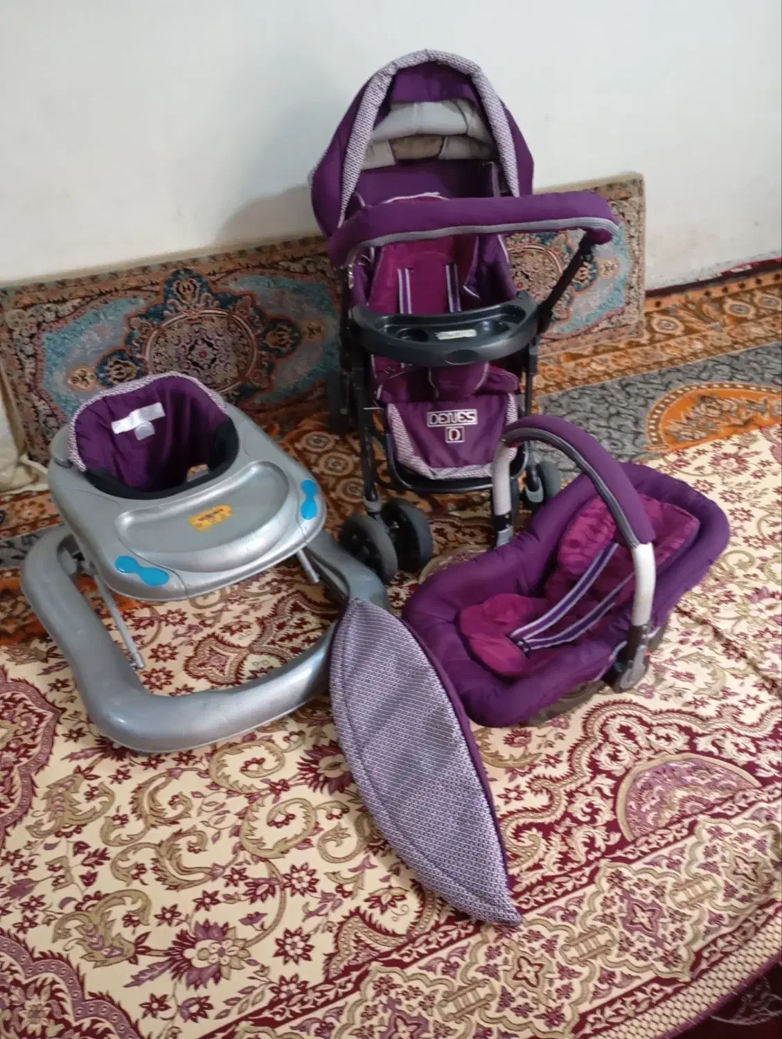 کالسکه و روروک و سبد درحدنو ۳تومن بدون ایراد|اسباب و اثاث بچه|تبریز, |دیوار