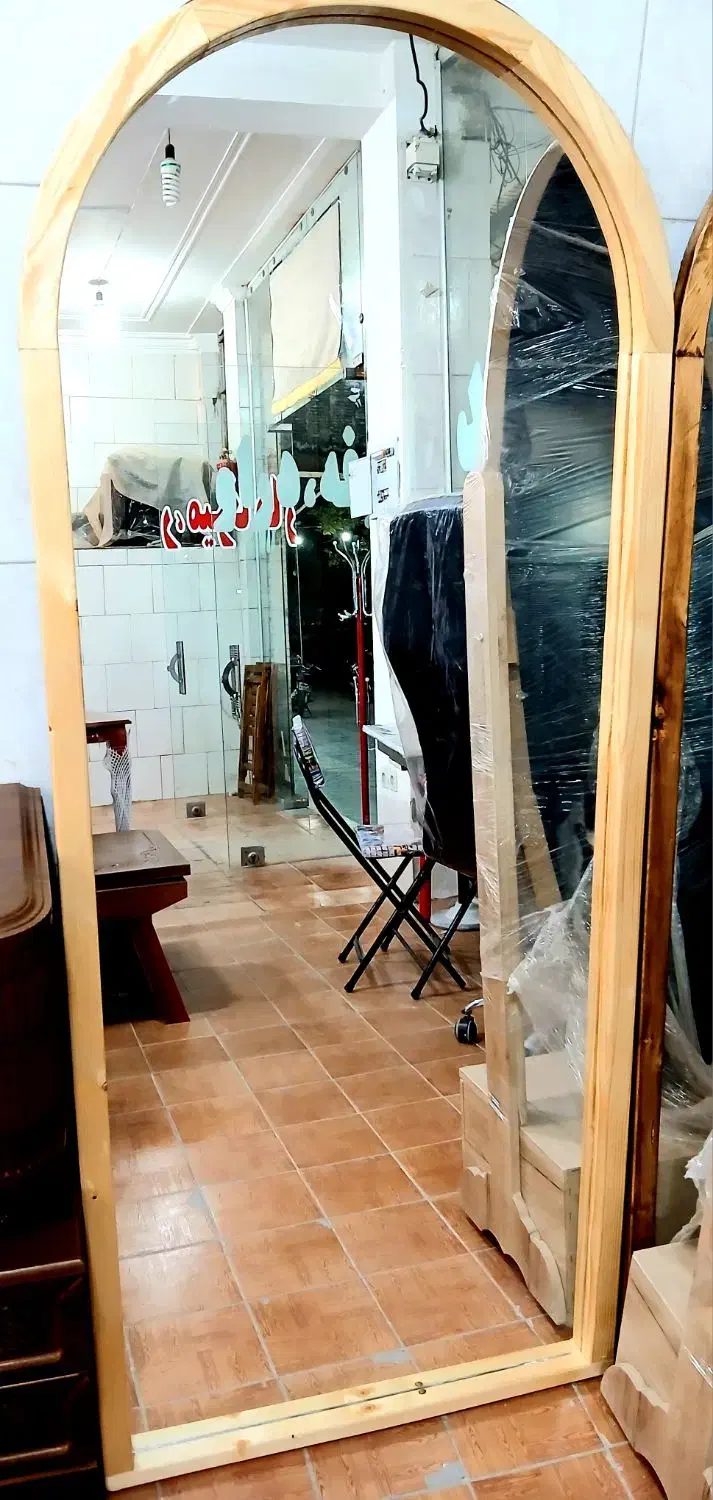 آینه گنبدی با چوب نراد روسی ابعاد 75 در ۱۸۰|آینه|یزد, |دیوار