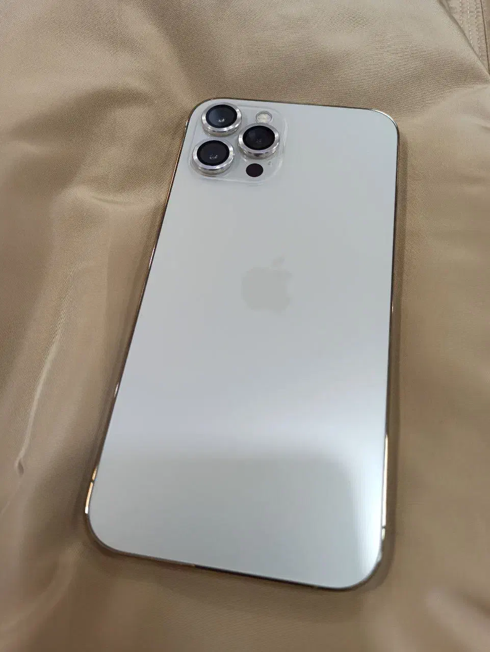 12 پرو مکس|موبایل|اراک, |دیوار